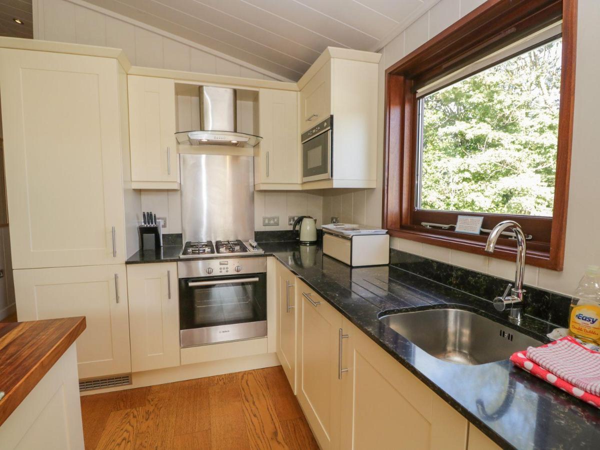 Leafy Nook Lodge 앰블사이드 외부 사진